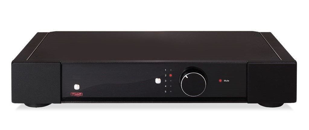 The elegant, unfussy fascia of Rega's Elex-R