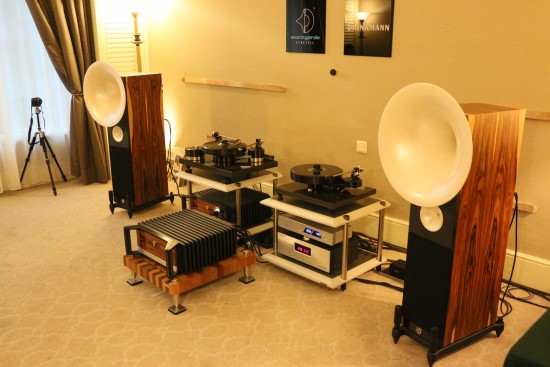 The Avantgarde horn speakers did not sound harsh in this system. I think the Brinkmann turntable showed its class.