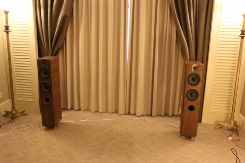 Absolute Sounds had another room on the 7th floor featuring the Focal Chorus 716 speakers.